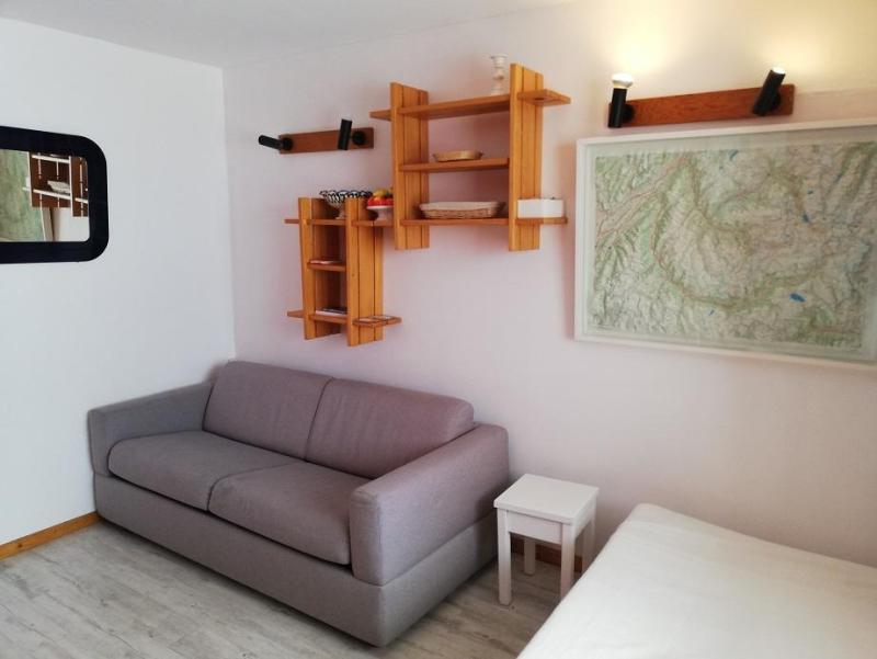 Rent in ski resort 2 room apartment 6 people (F18) - Résidence les Gentianes - La Plagne - Bench seat