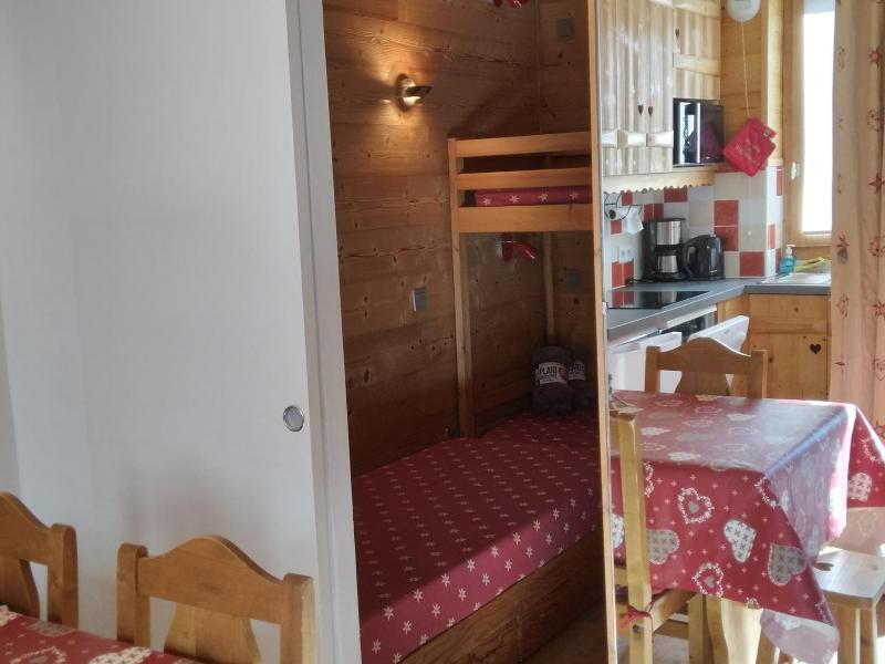 Location au ski Studio cabine 4 personnes (327) - Résidence Pierre de Soleil - La Plagne - Intérieur