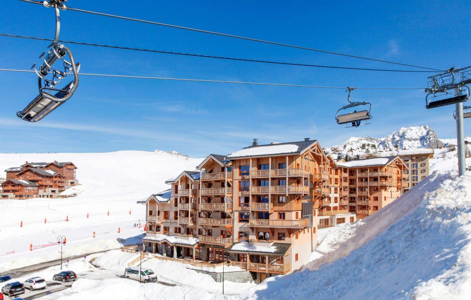 Vacances en montagne Résidence Prestige Front de Neige - La Plagne - Extérieur hiver