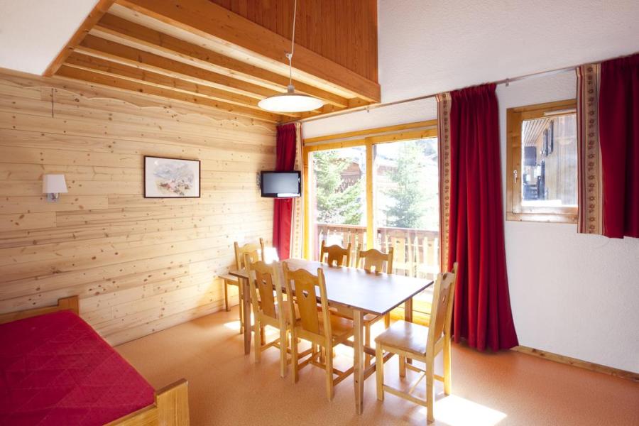 Skiverleih VVF Les Arolles - La Plagne - Wohnzimmer