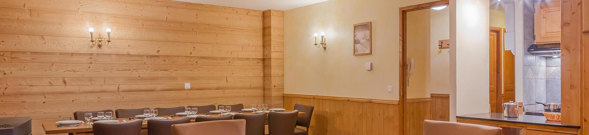 Rent in ski resort 6 room apartment 10-12 people - Les Balcons de Belle Plagne - La Plagne - Coffee table