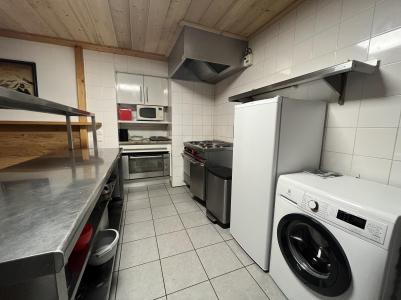 Rent in ski resort 8 room chalet 12 people - Chalet Bartavelle - La Plagne - Kitchen