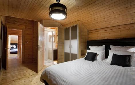 Rent in ski resort Chalet Mont Soleil - La Plagne - Double bed