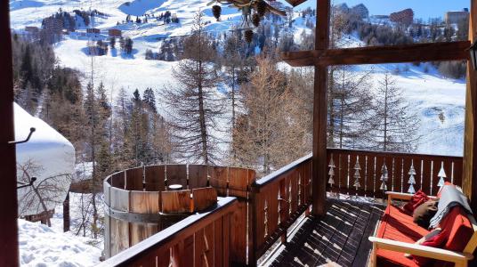 Holiday in mountain resort Chalet Perle - La Plagne - Winter outside