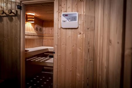 Rent in ski resort 5 room triplex semi-detached chalet 9 people (Pierra Menta 1) - Chalets du Cocoon - La Plagne - Sauna