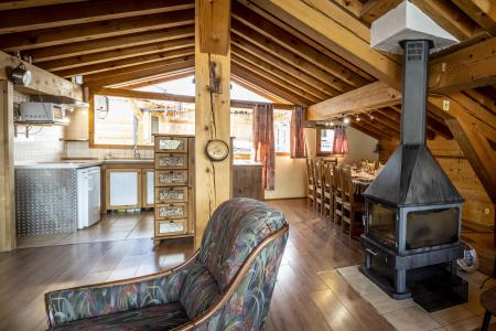 Rent in ski resort 6 room triplex chalet 11 people (Mont Blanc) - Chalets du Cocoon - La Plagne - Stove