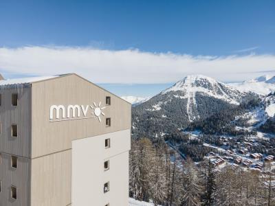 Vacances en montagne Hôtel Club MMV Plagne 2000 - La Plagne - Extérieur hiver