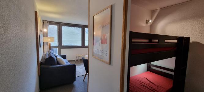 Rent in ski resort Studio cabin 4 people (A2L36) - La Résidence Aime 2000 Chamois - La Plagne - Living room