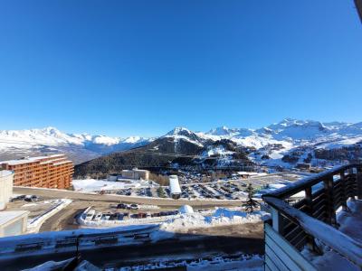 Rent in ski resort Divisible studio 4 people (F130) - La Résidence Aime 2000 le Zénith - La Plagne - Winter outside