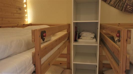 Rent in ski resort Studio cabin 4 people (H41) - La Résidence Aime 2000 - le Zodiac - La Plagne - Bunk beds