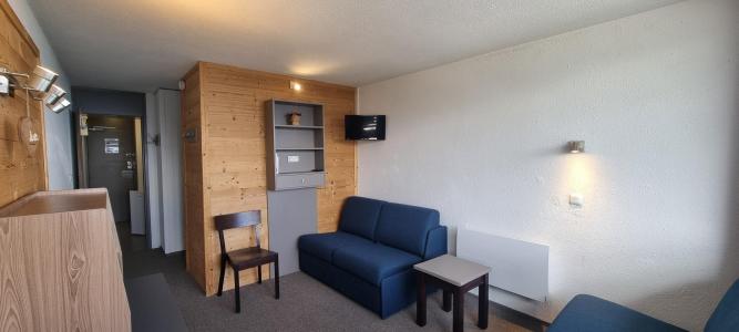 Rent in ski resort Studio cabin 4 people (K143) - La Résidence Aime 2000 - le Zodiac - La Plagne - Living room