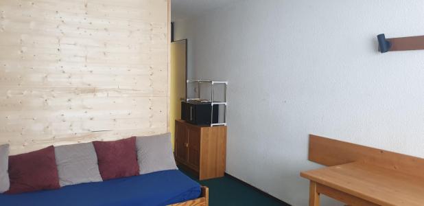 Rent in ski resort Studio cabin 4 people (L145) - La Résidence Aime 2000 - le Zodiac - La Plagne - Living room