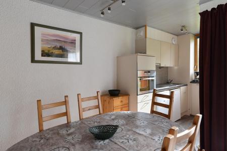 Rent in ski resort Studio cabin mezzanine 5 people (84) - La Résidence Améthyste - La Plagne - Living room