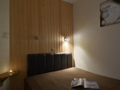 Rent in ski resort 2 room apartment 5 people (101) - La Résidence Andromède - La Plagne - Bedroom