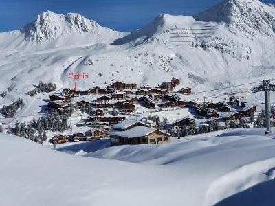 Аренда на лыжном курорте Апартаменты 3 комнат с мезонином 6 чел. (721) - La Résidence Centaure - La Plagne - зимой под открытым небом