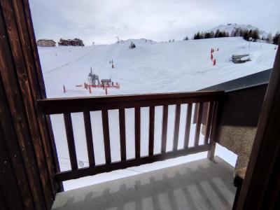 Rent in ski resort Studio mezzanine 5 people (406) - La Résidence Hameaux 2 - La Plagne - Winter outside