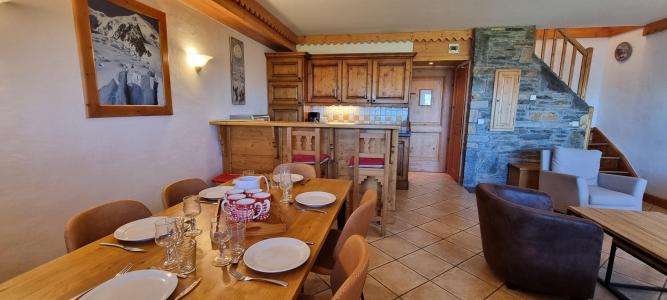 Alquiler al esquí Apartamento dúplex 4 piezas 8 personas (53) - La Résidence les Hauts Bois - La Plagne - Estancia