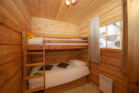 Аренда на лыжном курорте Les Chalets de Crête Côte Village - La Plagne - Двухъярусные кровати