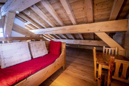 Rent in ski resort 5 room chalet 9 people (Pierra Menta 1) - Les Chalets Du Cocoon - La Plagne - Living room