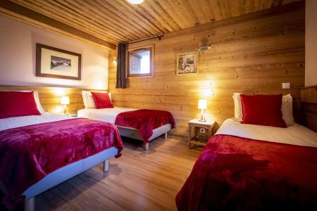 Rent in ski resort 8 room chalet 15 people (Pierra Menta 2) - Les Chalets Du Cocoon - La Plagne - Bedroom