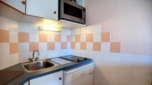 Rent in ski resort Studio 4 people (A2F22) - Résidence Aime 2000 - Flèche - La Plagne - Kitchen