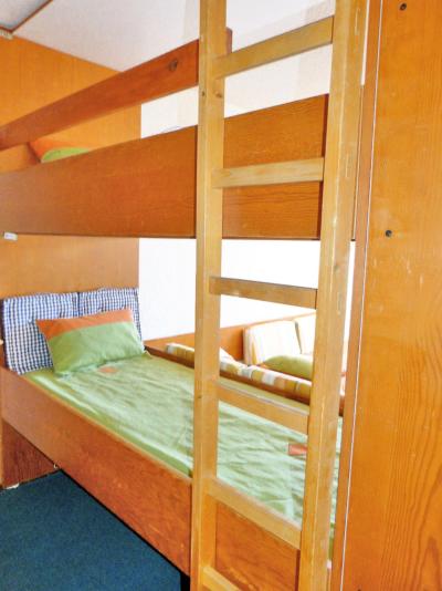 Rent in ski resort Studio sleeping corner 4 people (A2F119) - Résidence Aime 2000 - Flèche - La Plagne - Bedroom