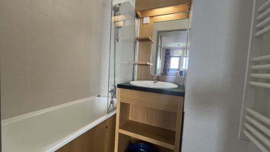Rent in ski resort 2 room apartment sleeping corner 5 people (304) - Résidence Cervin - La Plagne