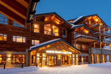 Location au ski Résidence CGH Le White Pearl Lodge et Spa - La Plagne - Extérieur hiver