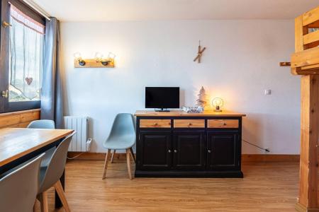 Ski verhuur Studio met slaapgedeelte 4 personen (127) - Résidence Chamois - La Plagne - Woonkamer
