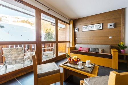 Rent in ski resort Résidence Lagrange les Chalets d'Edelweiss - La Plagne - Settee