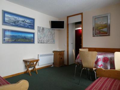 Ski verhuur Appartement 2 kamers 5 personen (61) - Résidence le Carroley A - La Plagne - Woonkamer