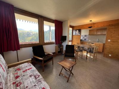 Rent in ski resort 2 room apartment 5 people (133) - Résidence le Mont Blanc - La Plagne - Apartment