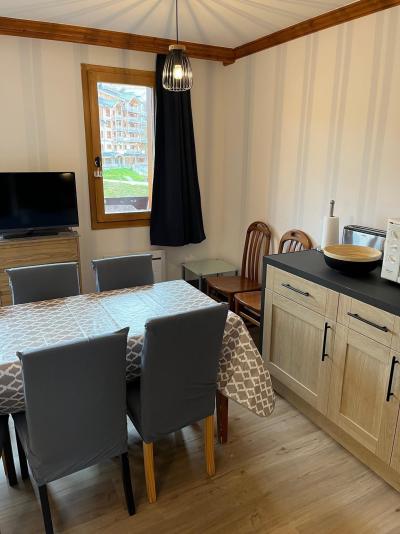 Skiverleih 3-Zimmer-Appartment für 7 Personen (404) - Résidence le Mont Soleil B - La Plagne - Wohnzimmer