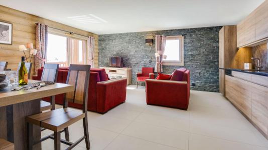 Rent in ski resort Résidence le White Pearl Lodge et Spa - La Plagne - Living area