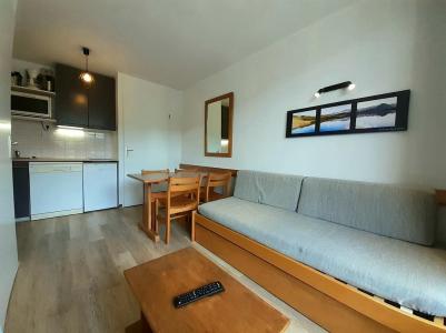 Rent in ski resort 2 room apartment sleeping corner 5 people (119) - Résidence les Drus - La Plagne - Living room