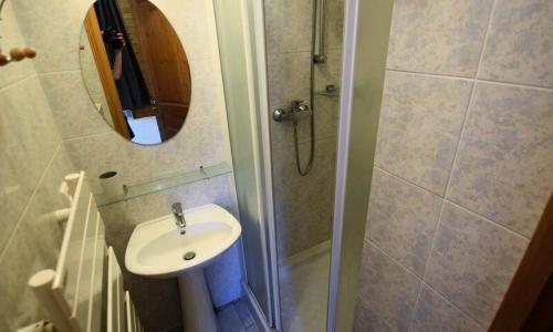 Rent in ski resort 3 room apartment 6 people (45m²-1) - Résidence Lodges des Alpages - MH - La Plagne - Apartment
