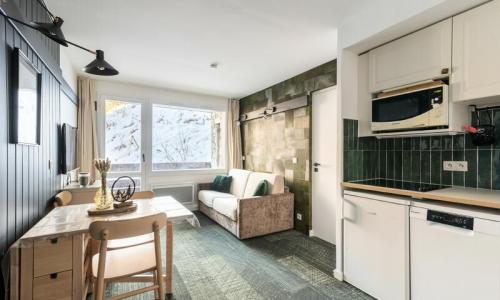 Rent in ski resort 2 room apartment 4 people (Sélection 35m²) - Résidence Plagne Lauze - Maeva Home - La Plagne - Winter outside