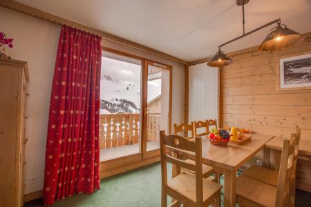 Location au ski Résidence Sun Valley - La Plagne - Porte-fenêtre donnant sur balcon