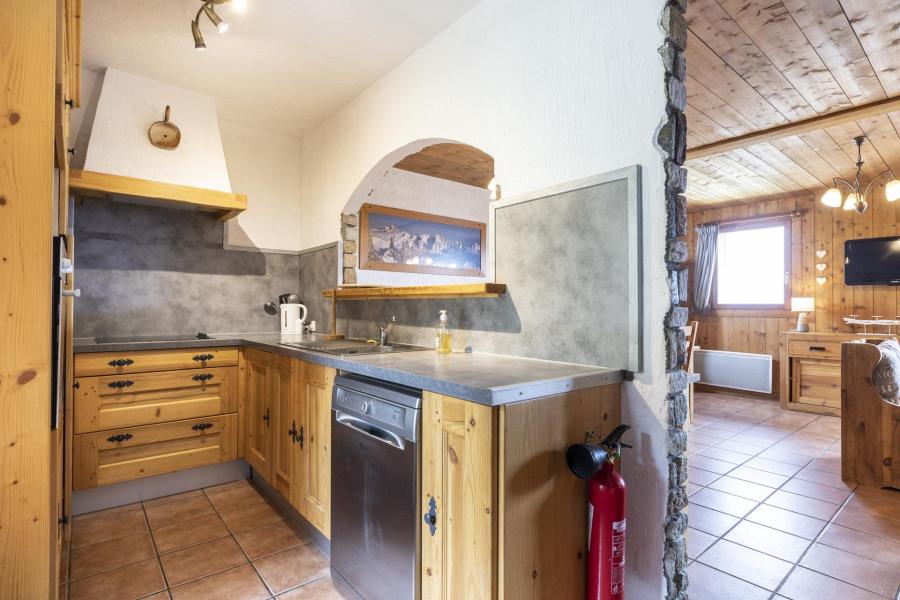 Rent in ski resort Chalets Kandahar - La Rosière - Kitchen