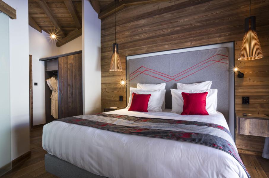 Rent in ski resort Hôtel Alparena - La Rosière - Bedroom