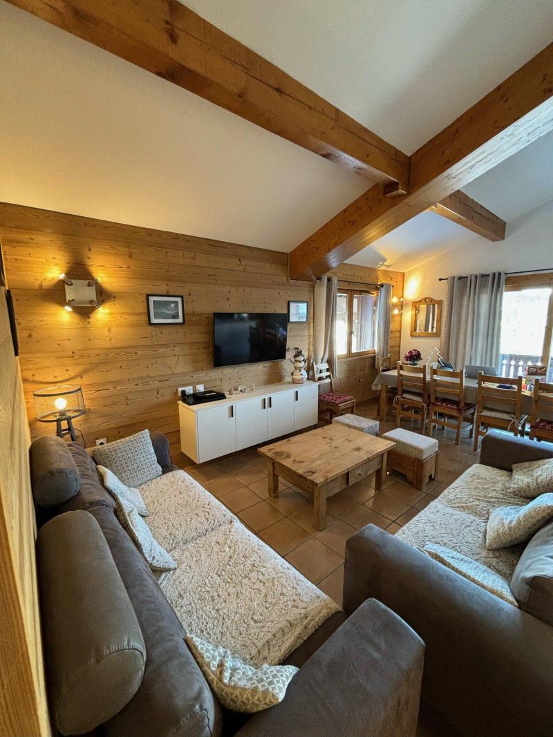 Rent in ski resort 6 room apartment 10 people (B10-11) - Le Chalet des Eucherts - La Rosière - Living room