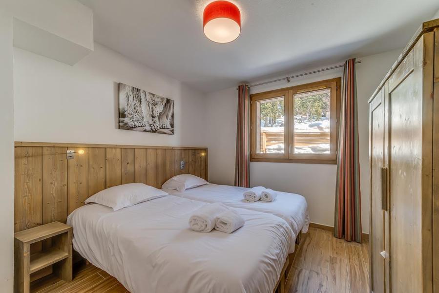 Rent in ski resort 3-room flat for 5 people for wheelchair users - Le Roc Noir - La Rosière - Bedroom