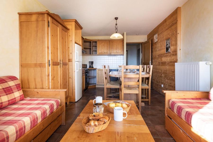 Ski verhuur Appartement 3 kamers 6-8 personen (speciaal familie) - Les Balcons de la Rosière - La Rosière - Woonkamer