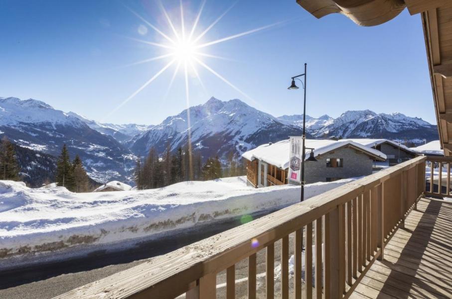 Rent in ski resort Les Chalets les Perdrix - La Rosière - Winter outside