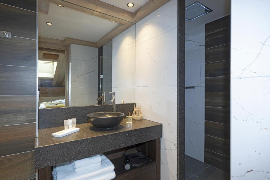 Soggiorno sugli sci Appartamento 5 stanze per 10 persone - Résidence Alpen Lodge - La Rosière - Bagno con doccia