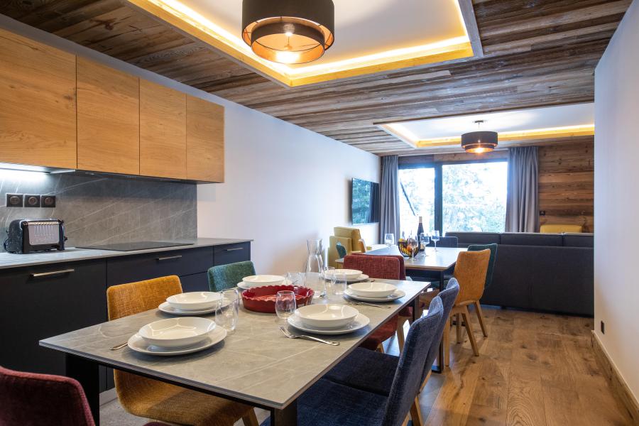 Rent in ski resort 4 room duplex apartment cabin 12 people (1) - Résidence l'Orée du Bois - La Rosière - Table