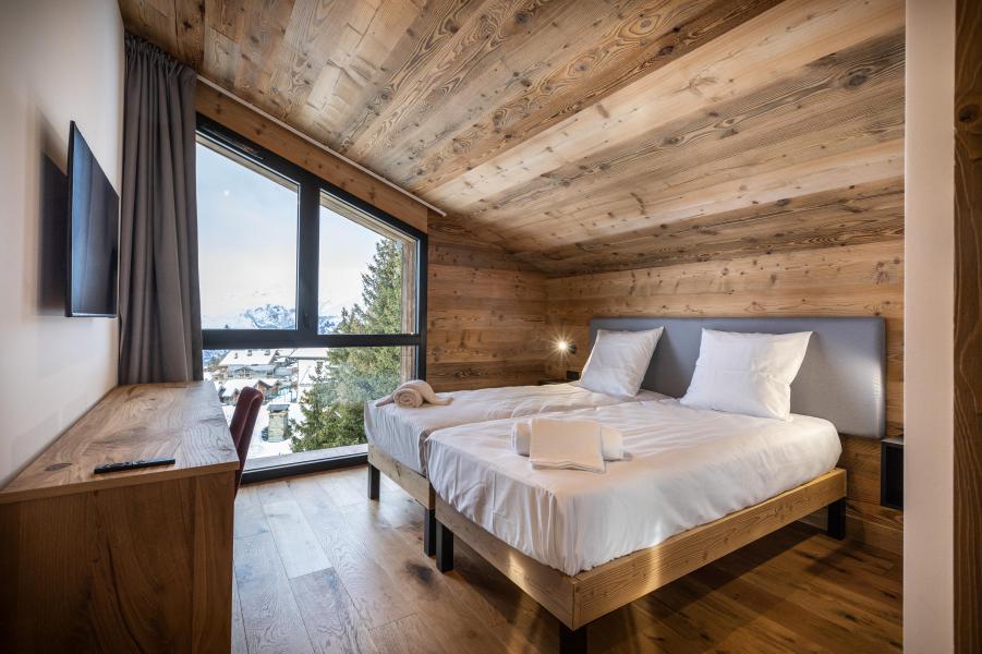 Rent in ski resort 5 room duplex apartment 10 people (6) - Résidence l'Orée du Bois - La Rosière - Bedroom under mansard
