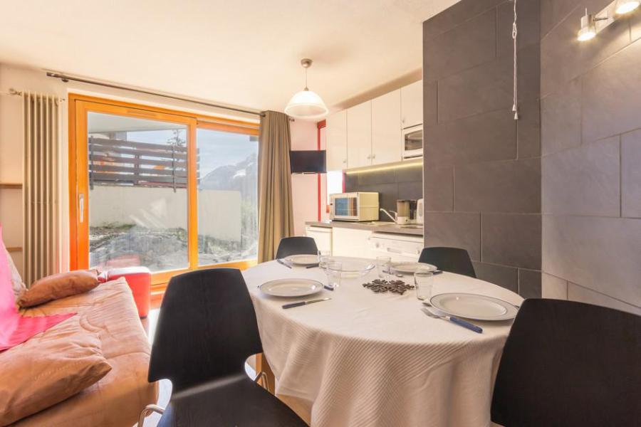 Rent in ski resort 2 room apartment 6 people (18) - Résidence le Valaisan I - La Rosière - Living room