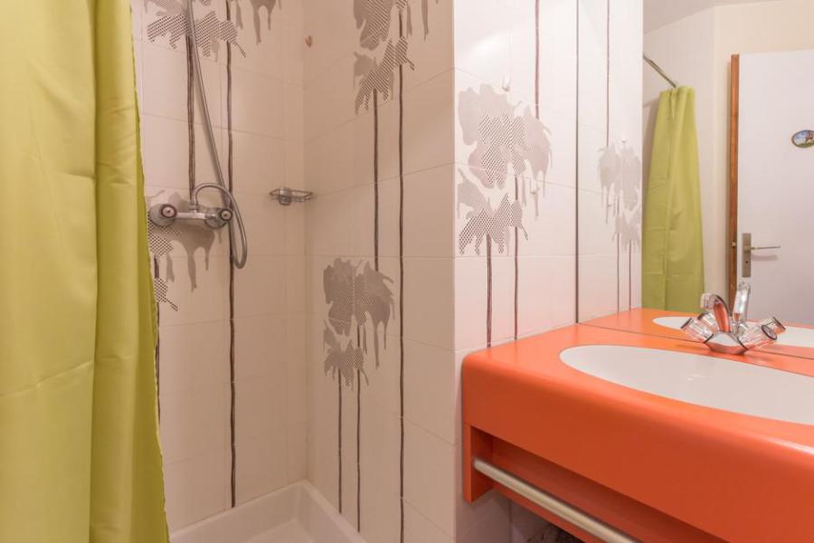 Soggiorno sugli sci Appartamento 2 stanze con alcova per 4 persone (104) - Résidence le Valaisan I - La Rosière - Bagno con doccia