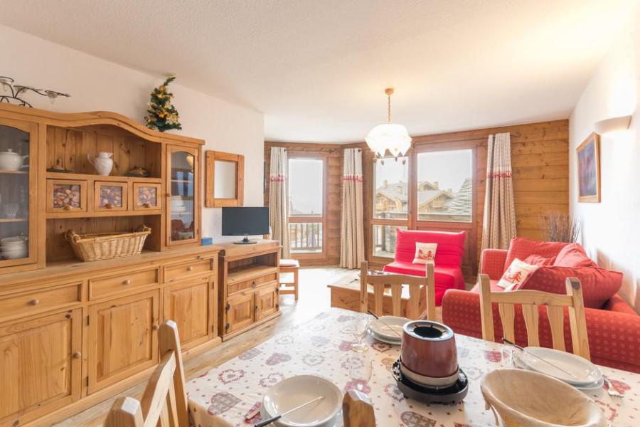 Rent in ski resort 2 room apartment 4 people (16) - Résidence les Chalets du Valaisan - La Rosière - Living room